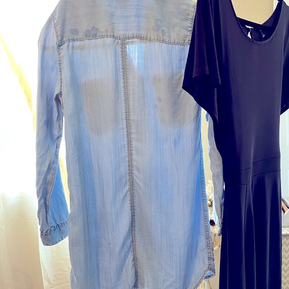 DRESS SALE $10 DAY Denim button up dress - Picture 3 of 6